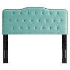Lit plateforme simple en velours de performance touffeté ambre
