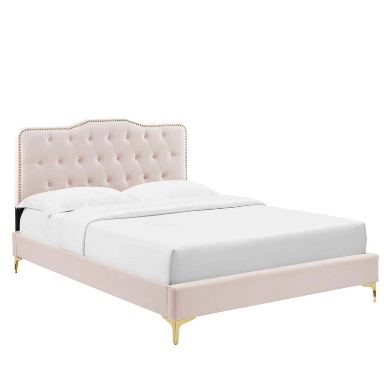 Lit plateforme simple en velours de performance touffeté ambre